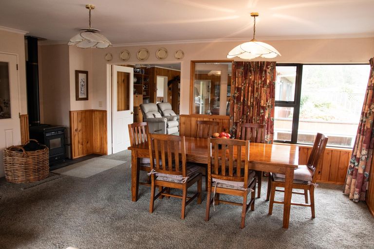 Photo of property in 529 Whangamata Road, Kinloch, Taupo, 3377