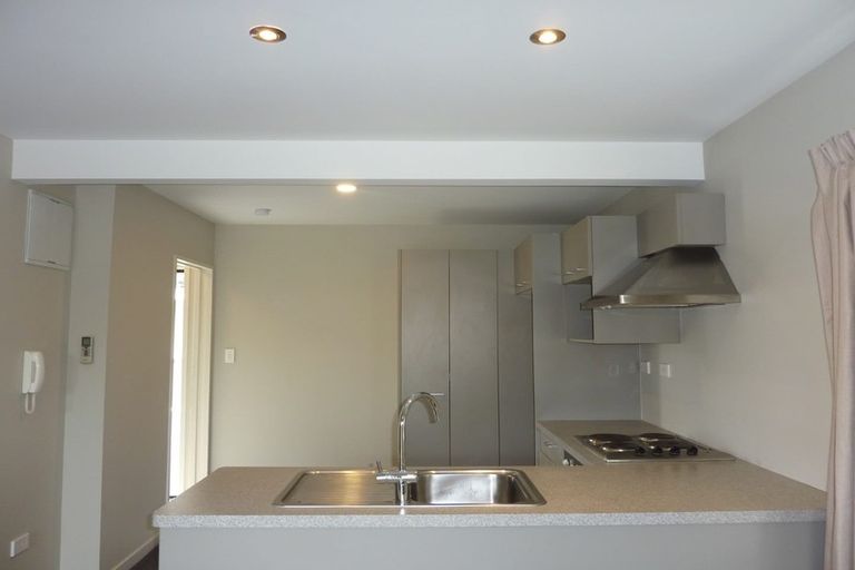 Photo of property in 6/28 Southampton Street, Sydenham, Christchurch, 8023