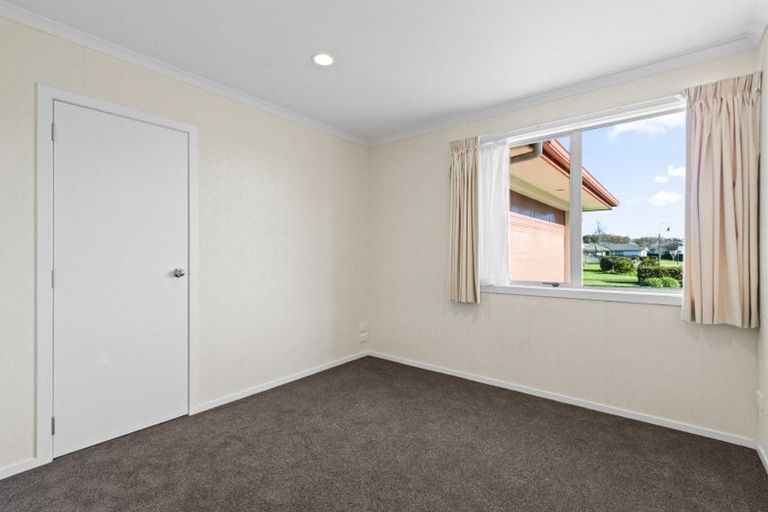 Photo of property in 28 Oaklands Drive, Cambridge, 3434