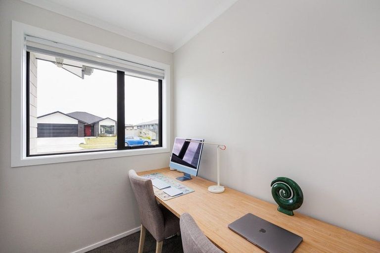 Photo of property in 62 Accolade Street, Maewa, Feilding, 4702