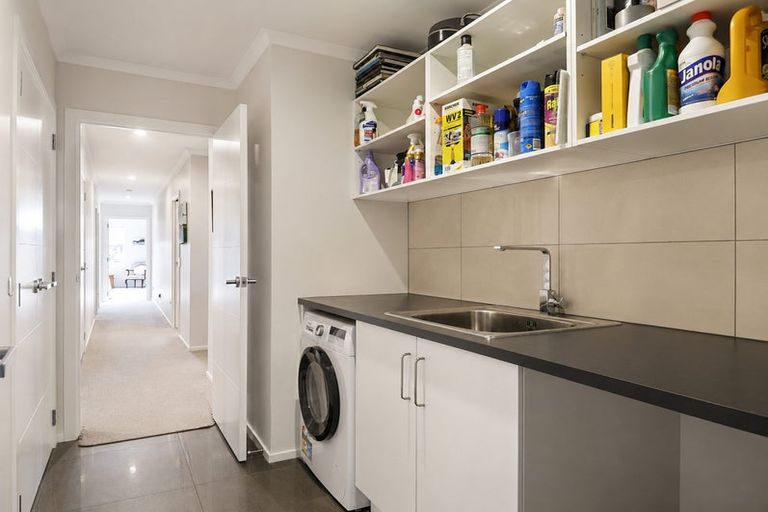 Photo of property in 37 Harding Drive, Papamoa Beach, Papamoa, 3118