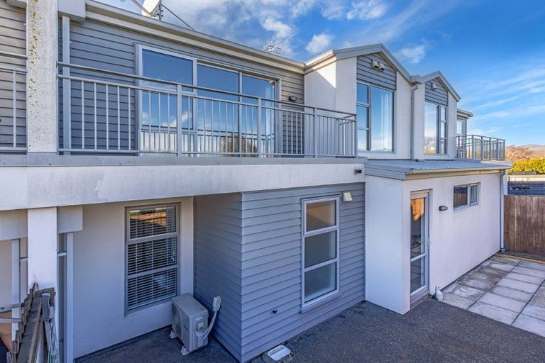 Photo of property in 12 Heywood Terrace, Richmond, Christchurch, 8013
