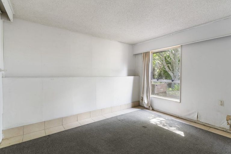 Photo of property in 106 Sycamore Drive, Sunnynook, Auckland, 0620