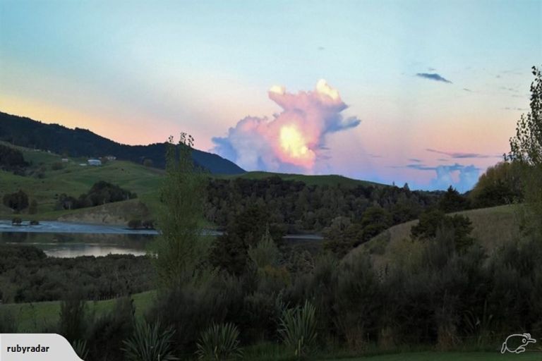 Photo of property in 107 Jumna Road, Maungaturoto, 0587