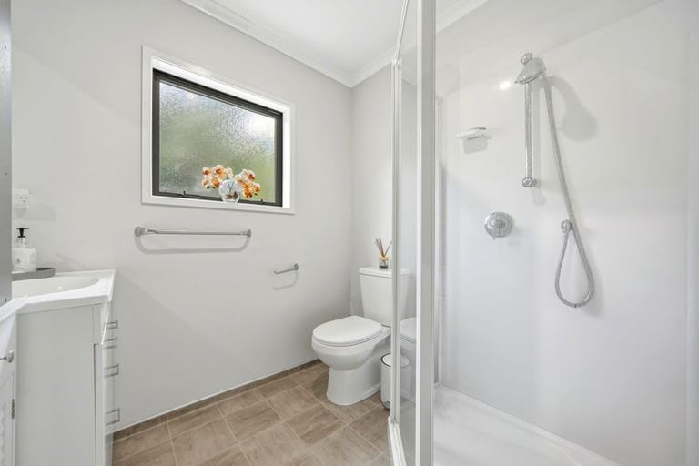 Photo of property in 10 Stredwick Drive, Torbay, Auckland, 0630