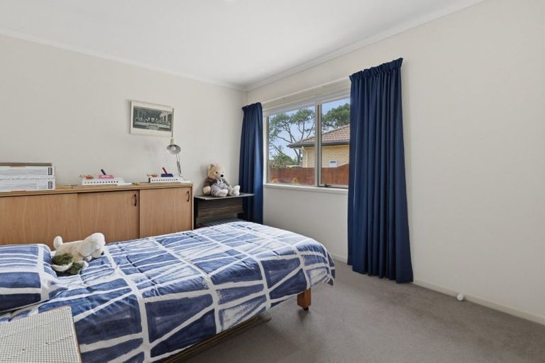 Photo of property in 15 Teal Place, Pyes Pa, Tauranga, 3112