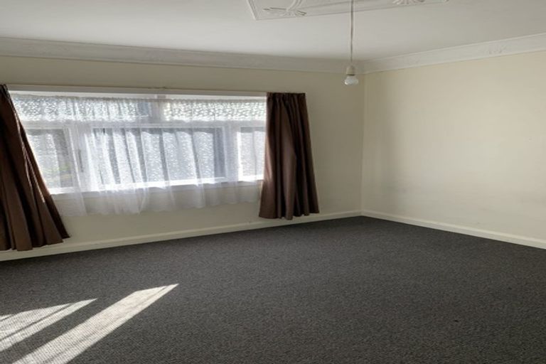 Photo of property in 180 College Street, Awapuni, Palmerston North, 4412