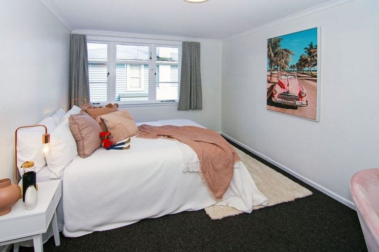 Photo of property in 226 High Street North, Carterton, 5713