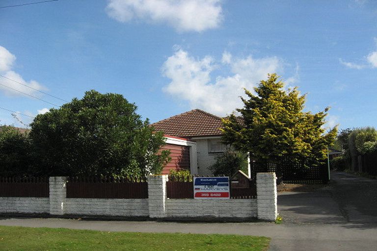 Photo of property in 2/45 Hounslow Street, Ilam, Christchurch, 8041