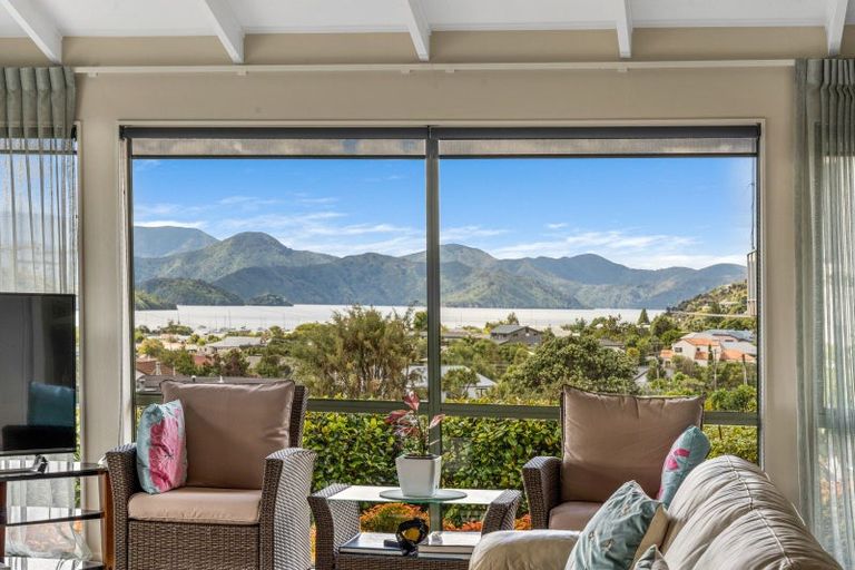 Photo of property in 60 Moana View Road, Waikawa, Picton, 7220