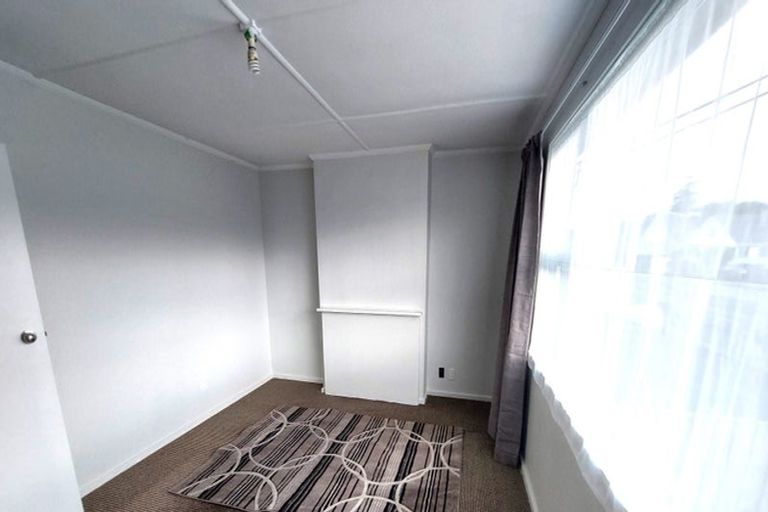 Photo of property in 5 List Street, Welbourn, New Plymouth, 4310