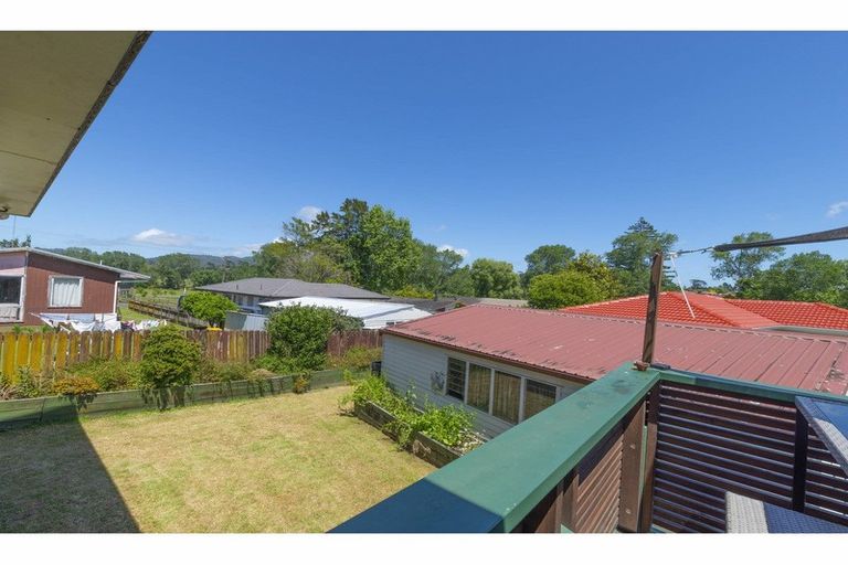 Photo of property in 2/6 Borich Road, Sunnyvale, Auckland, 0612