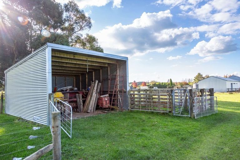 Photo of property in 19 Matahiwi Road, Matahiwi, Masterton, 5888