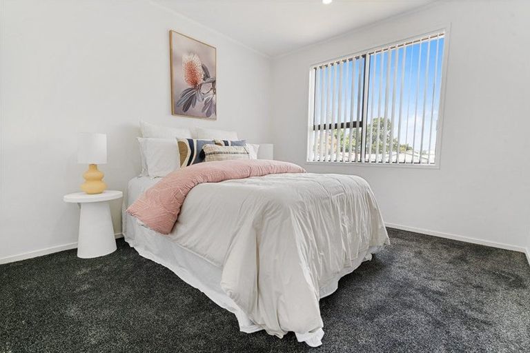 Photo of property in 1/47 Taitimu Drive, Weymouth, Auckland, 2103