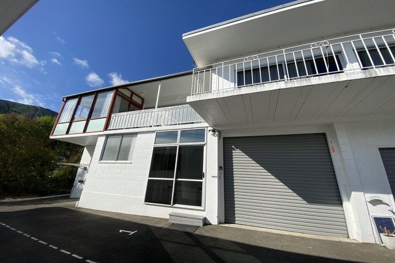 Photo of property in 1/29 Waikawa Road, Picton, 7220