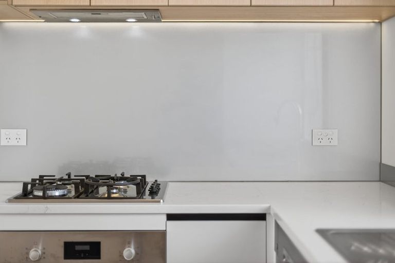 Photo of property in 27 Arahopu Place, Papakura, 2110