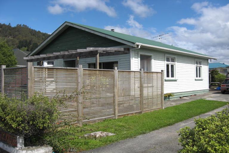 Photo of property in 18a Motueka Street, Nelson South, Nelson, 7010