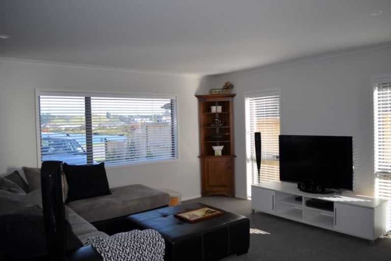 Photo of property in 29 Lakeview Quay, Pyes Pa, Tauranga, 3112