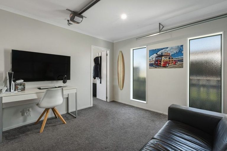 Photo of property in 6a Surfers Avenue, Waihi Beach, 3611