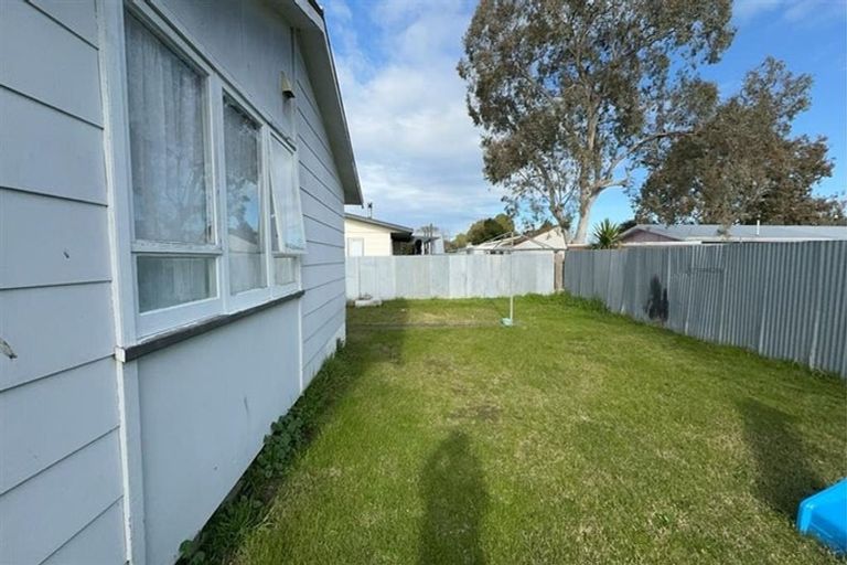 Photo of property in 30 Cartier Crescent, Flaxmere, Hastings, 4120