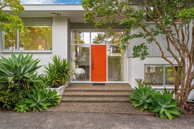 Photo of property in 3 Northumberland Avenue, Hauraki, Auckland, 0622