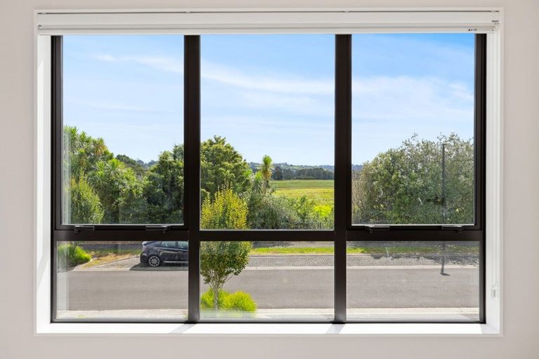 Photo of property in 9 Mccaw Avenue, Whenuapai, Auckland, 0618