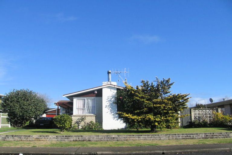 Photo of property in 8 Dundee Drive, Flaxmere, Hastings, 4120