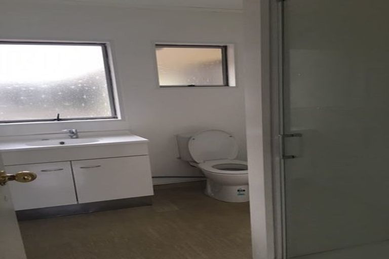 Photo of property in 80 Stapleford Crescent, Browns Bay, Auckland, 0630