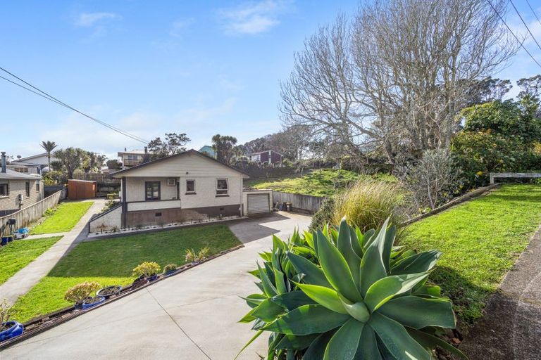 Photo of property in 6 Downe Street, New Plymouth, 4310