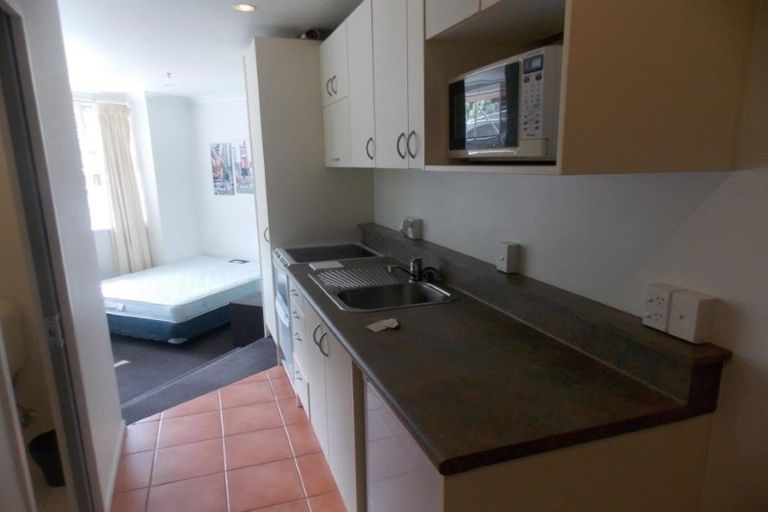 Photo of property in Terrace Garden Apartments, 1c/120 The Terrace, Wellington Central, Wellington, 6011