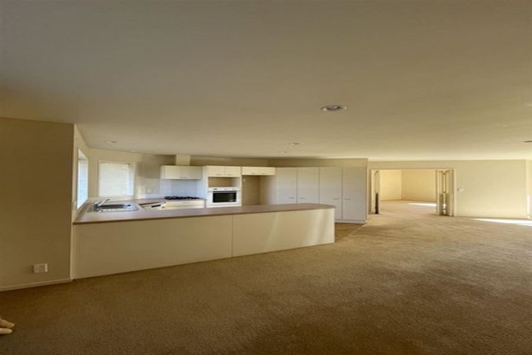 Photo of property in 4 Coppinger Terrace, Aidanfield, Christchurch, 8025