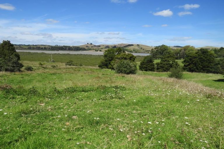 Photo of property in 215a Pahi Road, Pahi, Paparoa, 0571