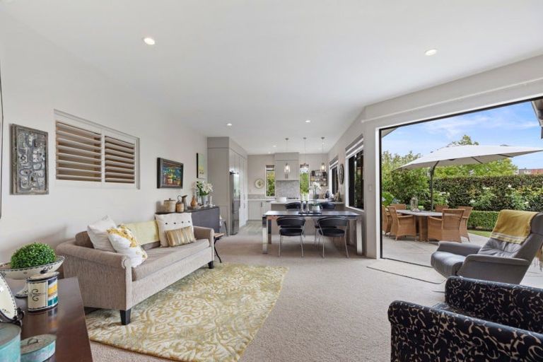 Photo of property in 19 Harbelle Close, Bethlehem, Tauranga, 3110