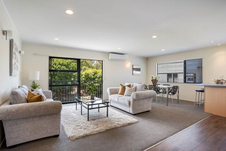 Photo of property in 17a Saltaire Street, Avondale, Auckland, 1026