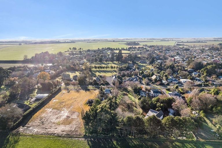 Photo of property in 14-16 Sarsfield Street, Southbridge, 7602