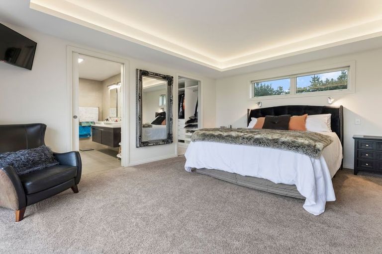 Photo of property in 100 Wingatui Road, Mosgiel, 9024