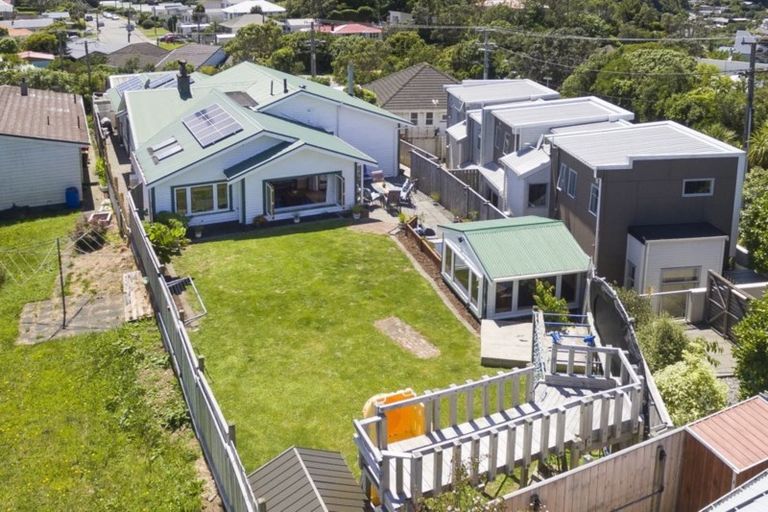 Photo of property in 3 Haumia Street, Johnsonville, Wellington, 6037