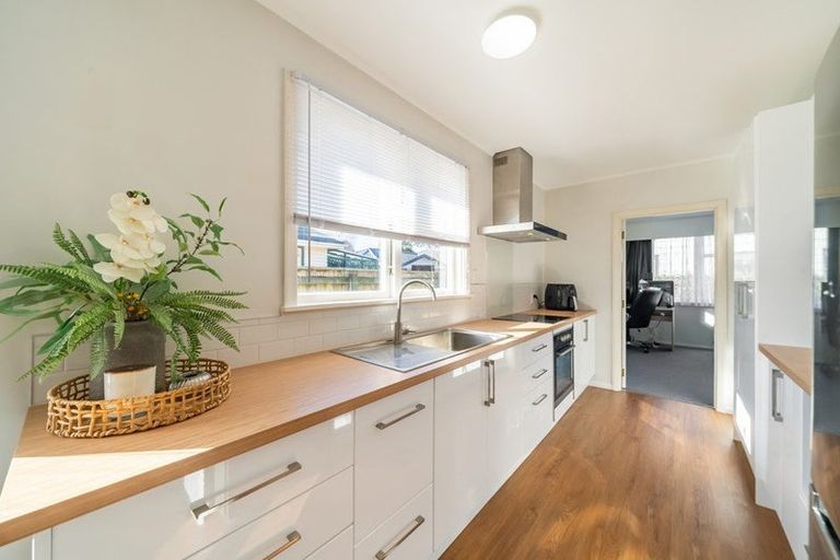 Photo of property in 19 Sheridan Crescent, Trentham, Upper Hutt, 5018