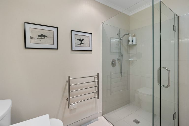 Photo of property in 11 Howard Street, Macandrew Bay, Dunedin, 9014