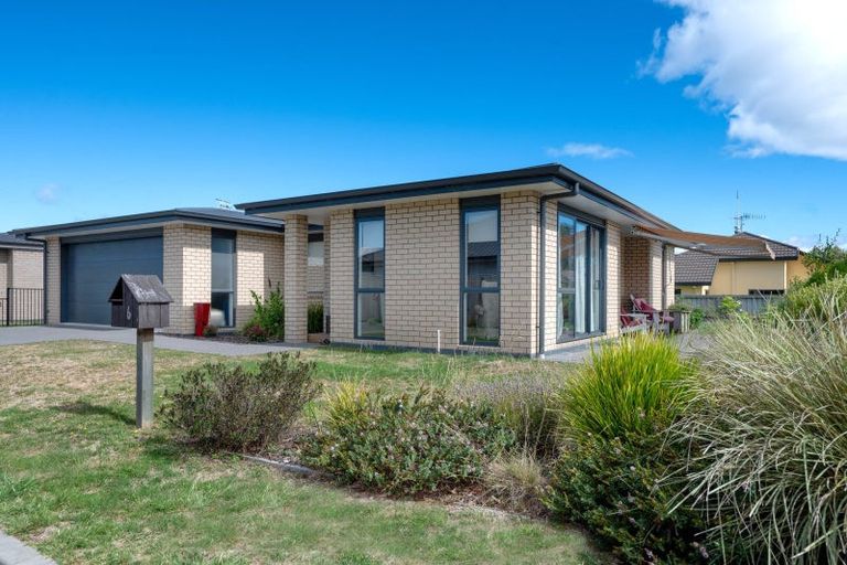 Photo of property in 6 Hato Patariki Lane, Nukuhau, Taupo, 3330