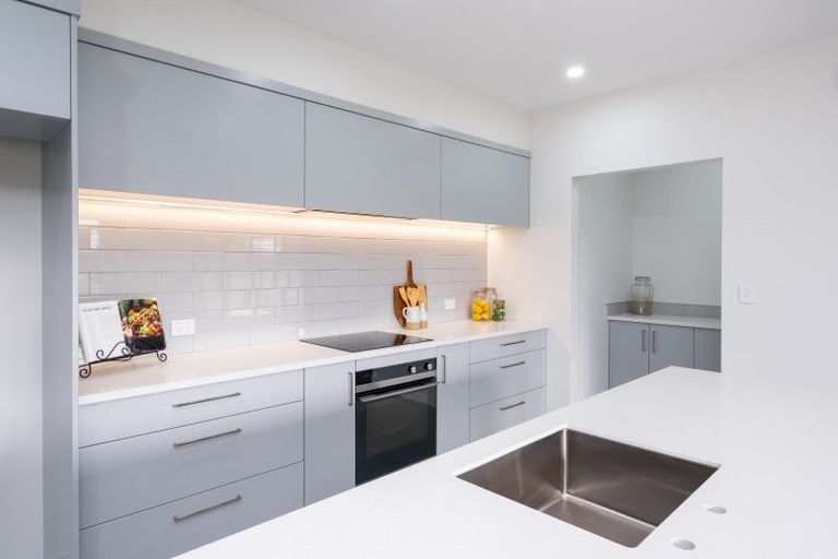 Photo of property in 35 Arihi Crescent, Frimley, Hastings, 4120