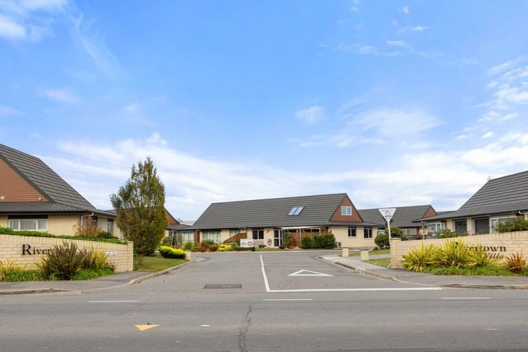 Photo of property in Rivertown Villas, 150 Williams Street, Kaiapoi, 7630