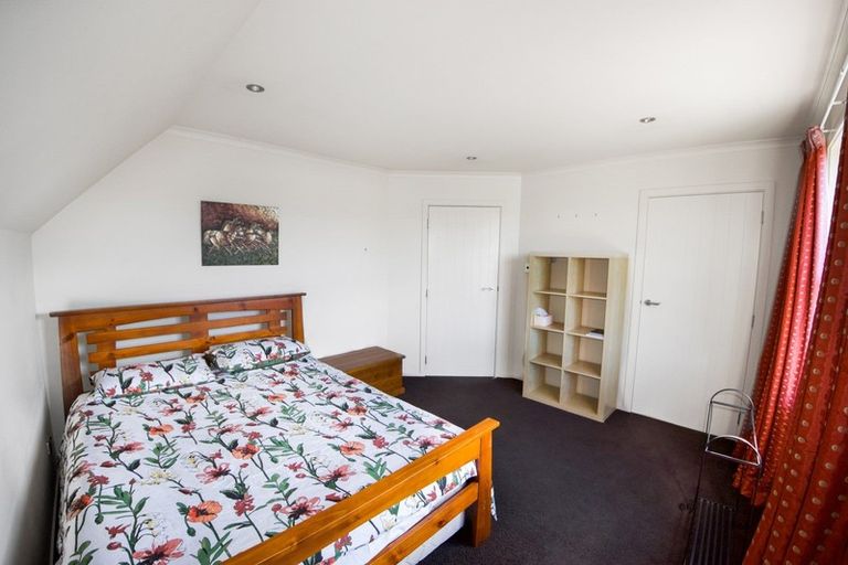 Photo of property in 20 Frye Crescent, Albert Town, Wanaka, 9305
