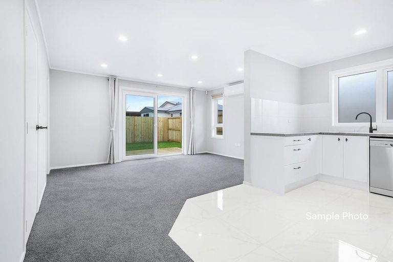 Photo of property in 2/6 Dominion Road, Nawton, Hamilton, 3200