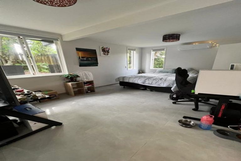 Photo of property in 14 Cloverly Crescent, Campbells Bay, Auckland, 0630