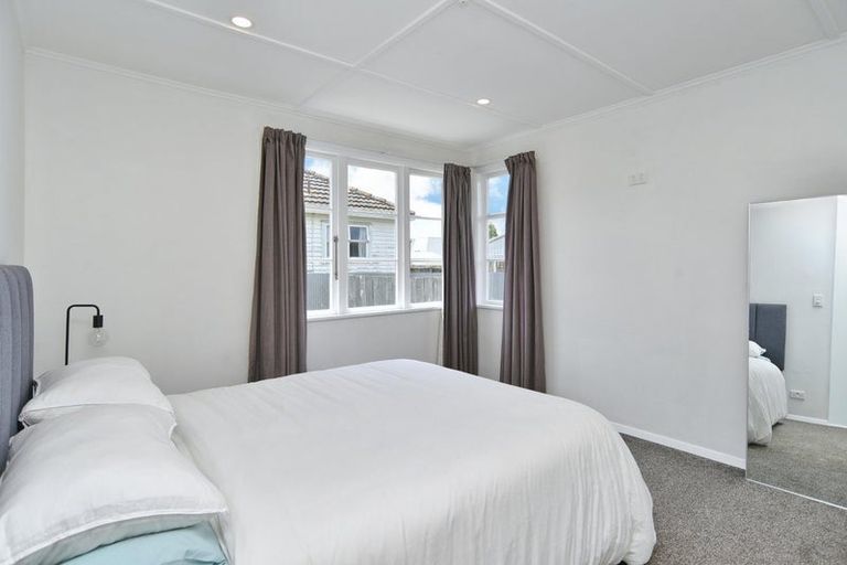 Photo of property in 4 Lindon Street, Rangiora, 7400