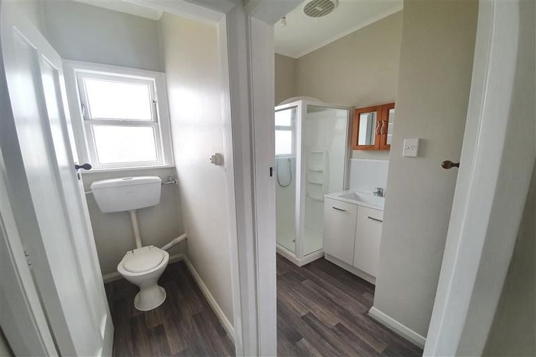 Photo of property in 27 Savage Crescent, West End, Palmerston North, 4412