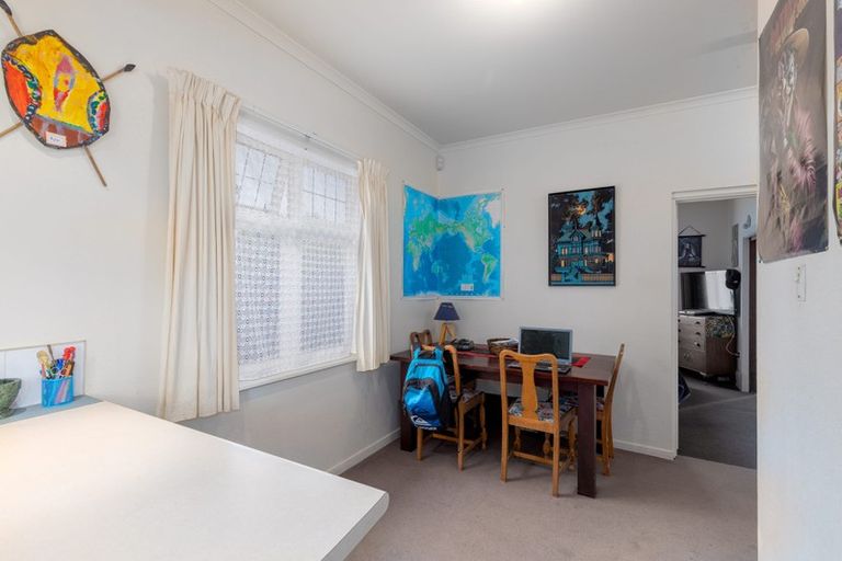 Photo of property in 114 Strickland Street, Sydenham, Christchurch, 8023