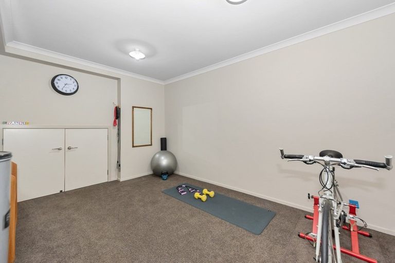 Photo of property in 98 River Road, Hamilton East, Hamilton, 3216