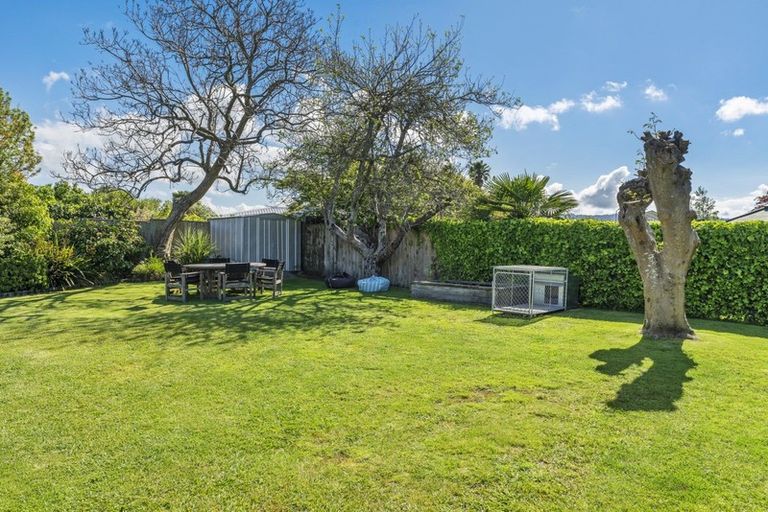 Photo of property in 13 Fairview Place, Te Puke, 3119